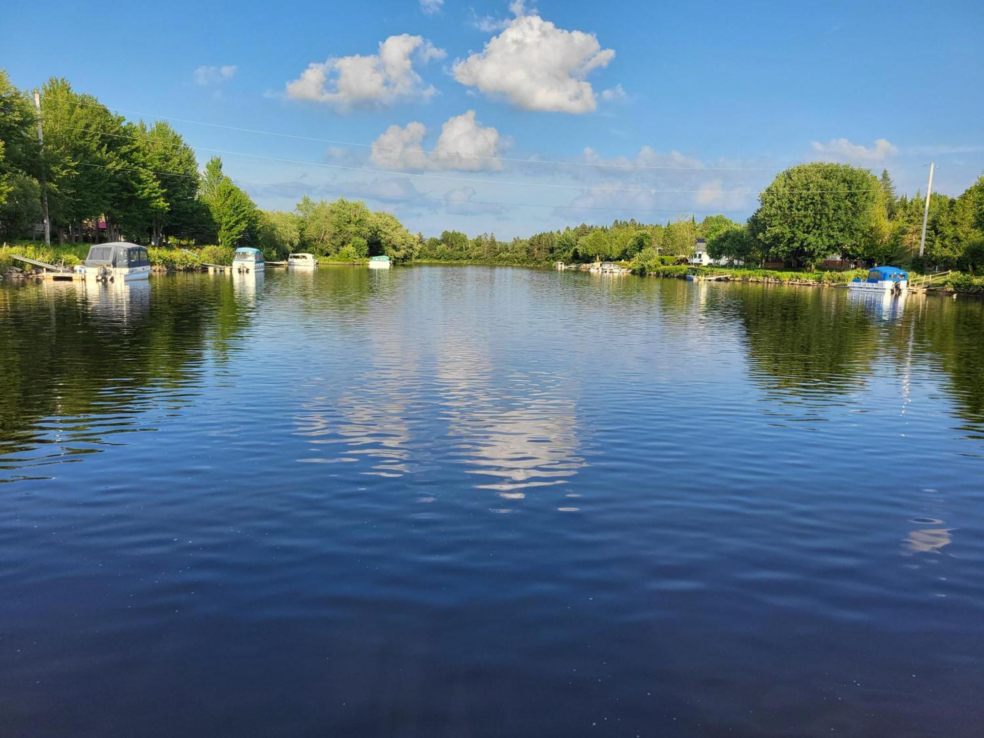 Le Reflet De La Riviere B&B Weedon-Centre エクステリア 写真